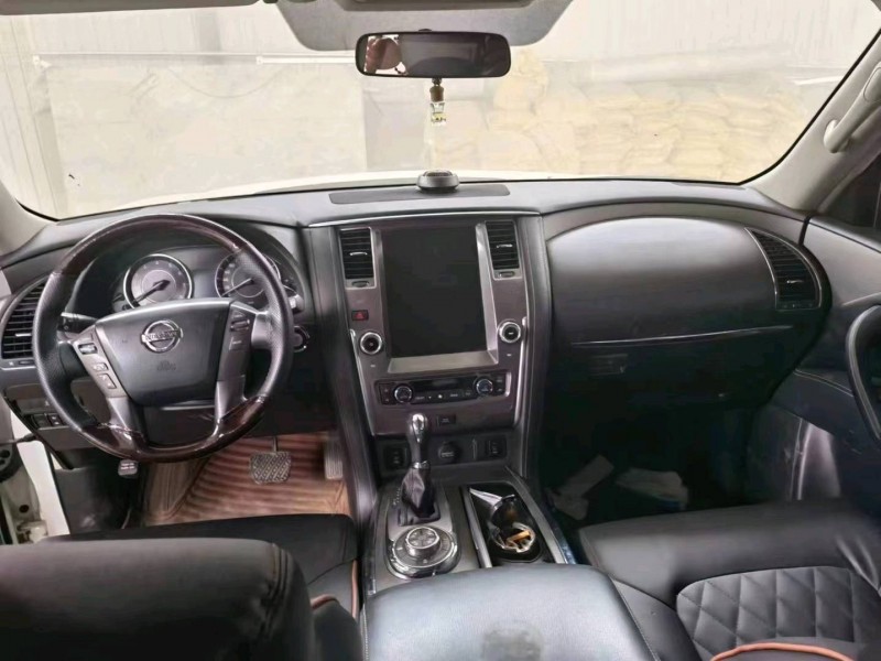 邯郸17年日产途乐5