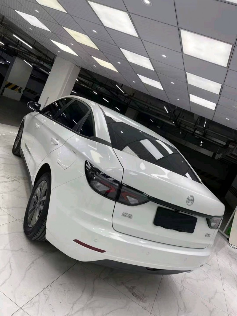 成都21年威马汽车E54