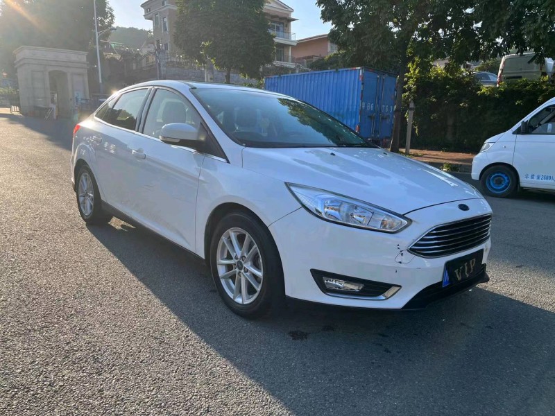 广州17年福特福克斯2