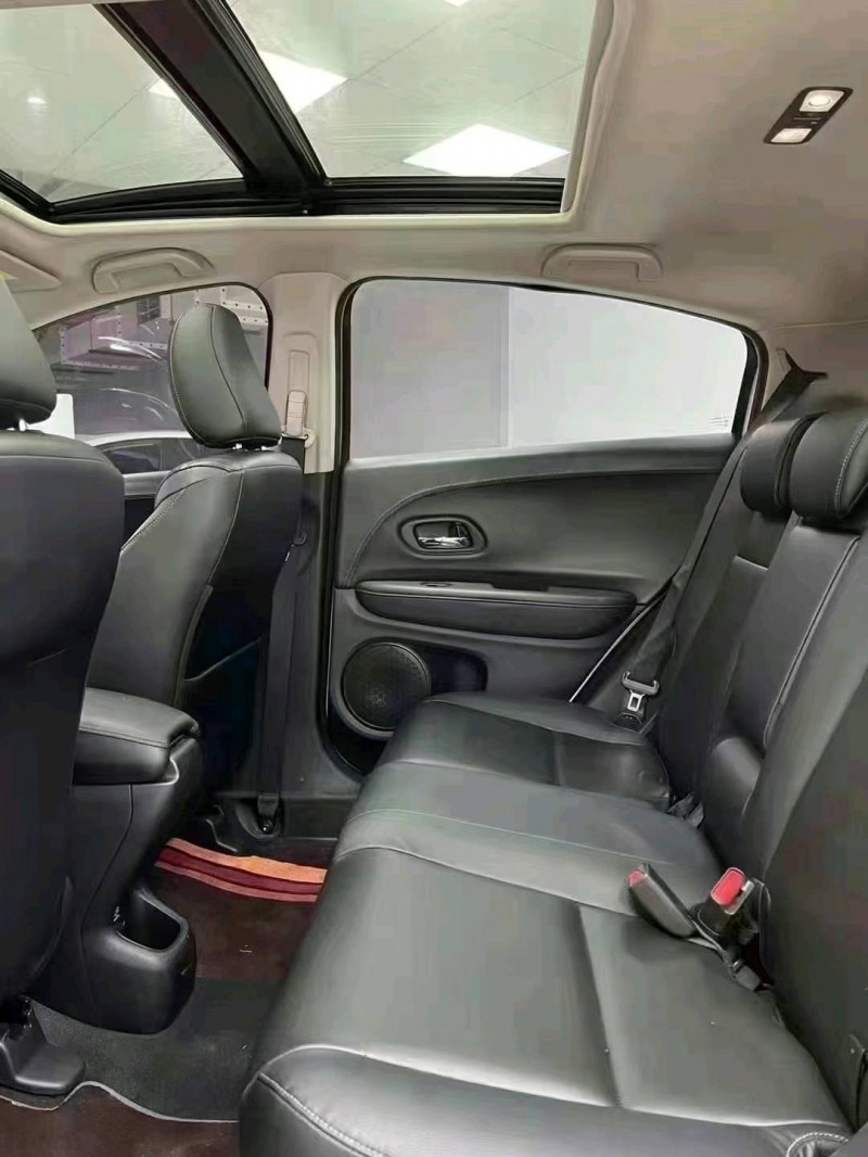 成都19年本田缤智9