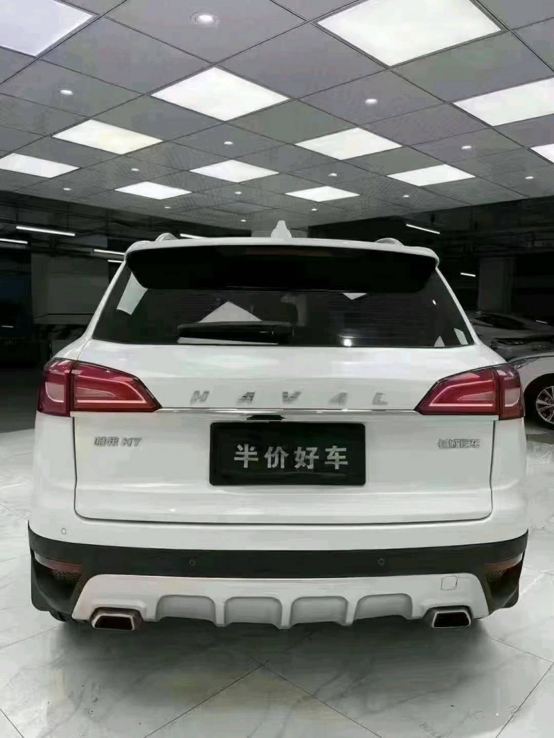 成都17年哈弗H75