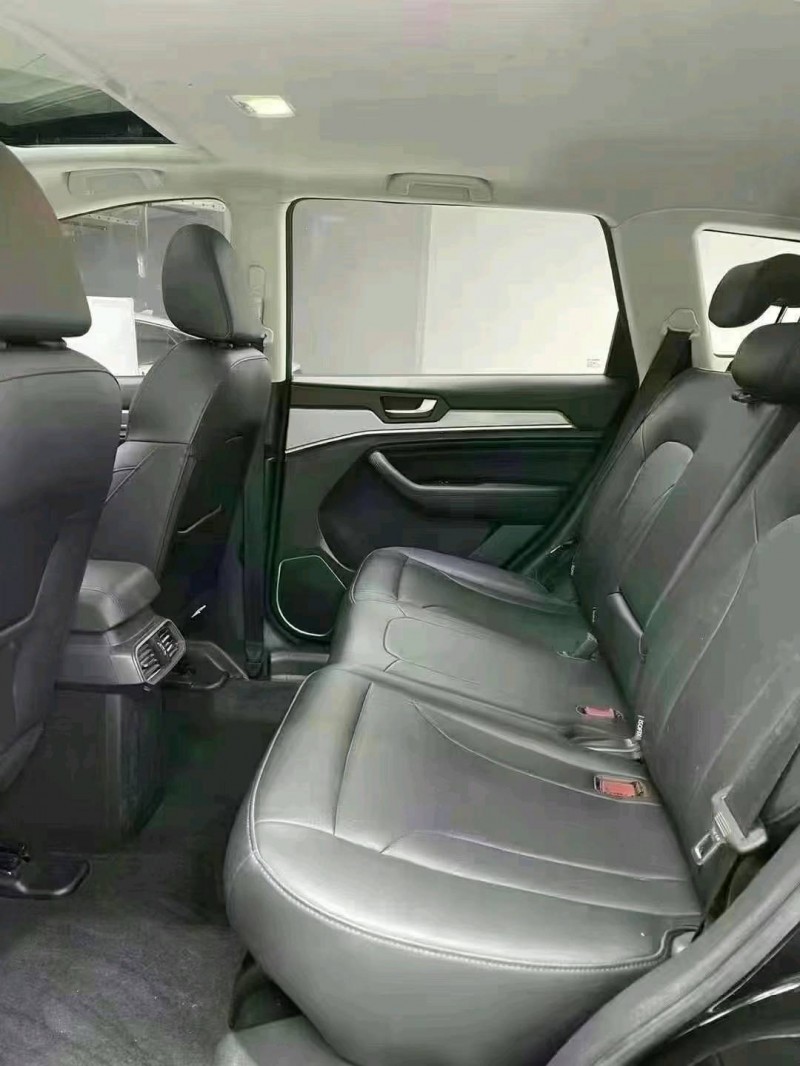 成都18年哈弗H62