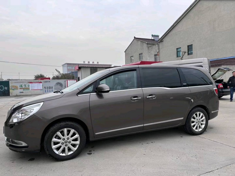 徐州13年别克GL88