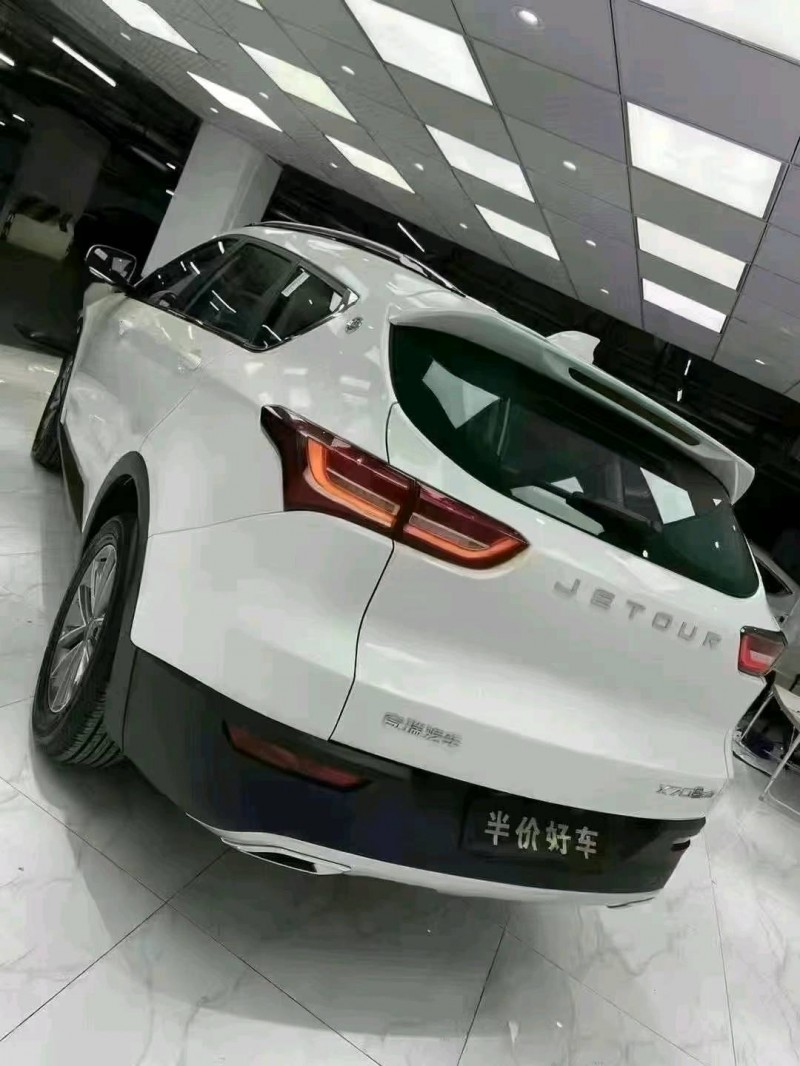 成都22年奇瑞捷途X704