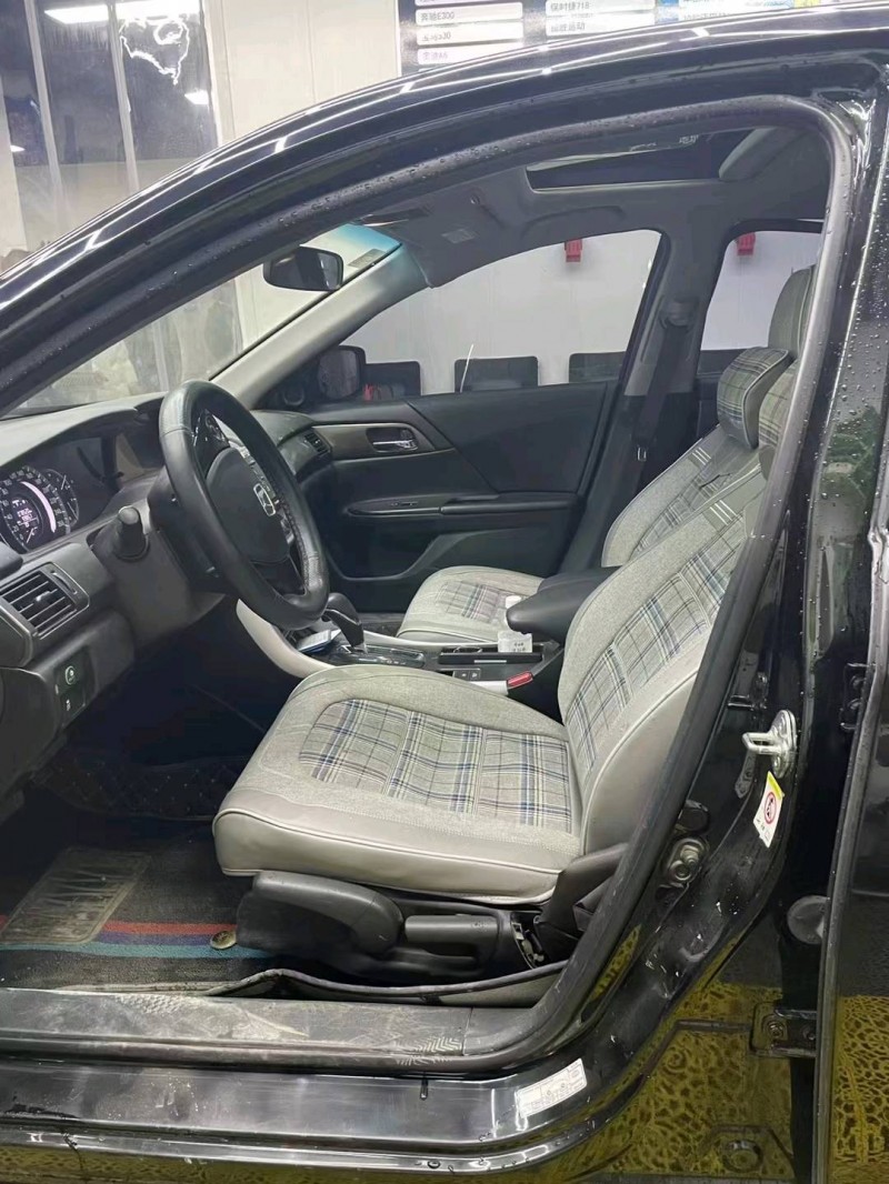 邯郸16年本田雅阁5