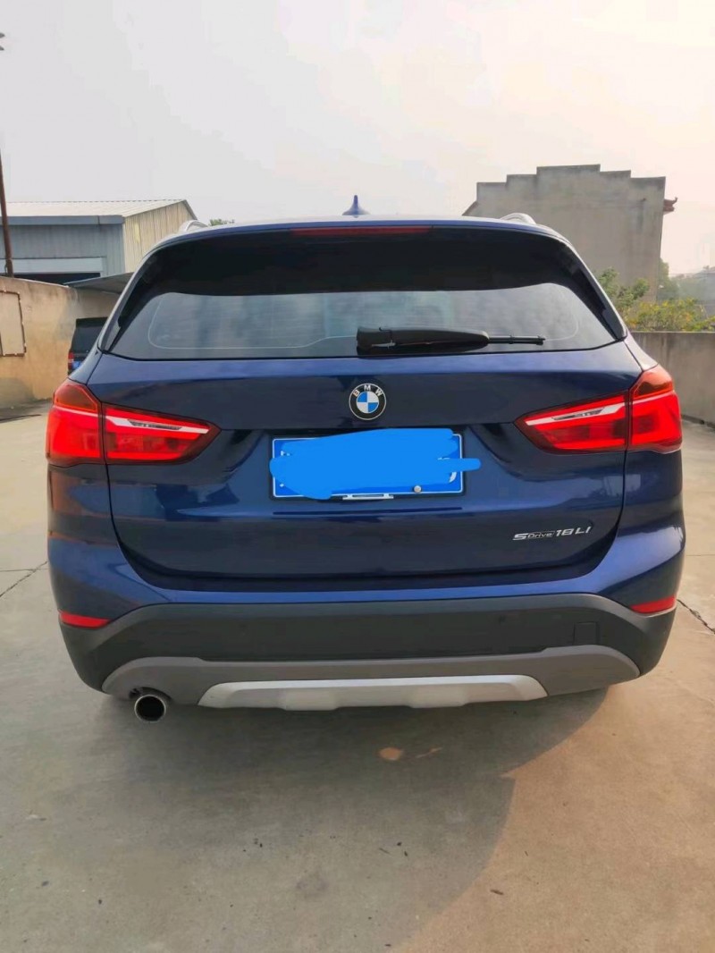 北京18年宝马X12