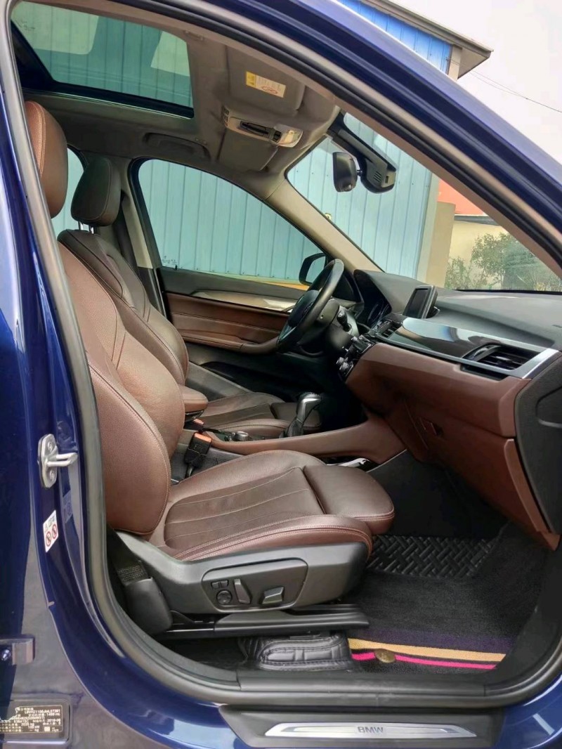 北京18年宝马X14