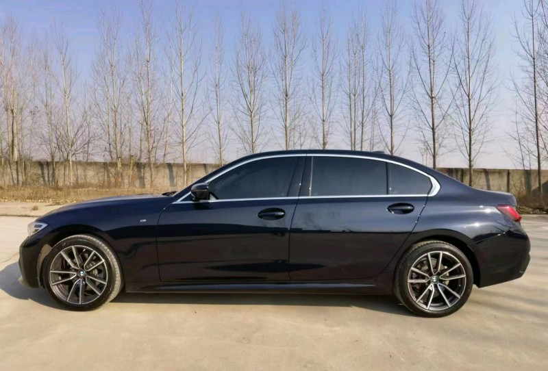 北京22年宝马3系2