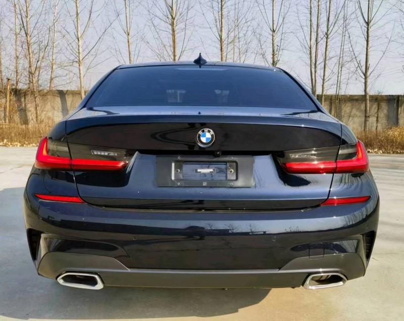 北京22年宝马3系3