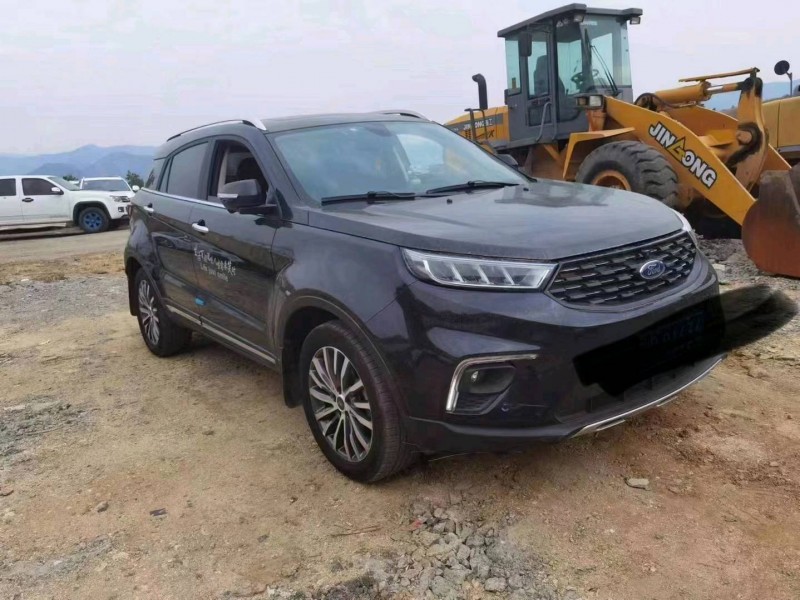 成都21年福特领界2