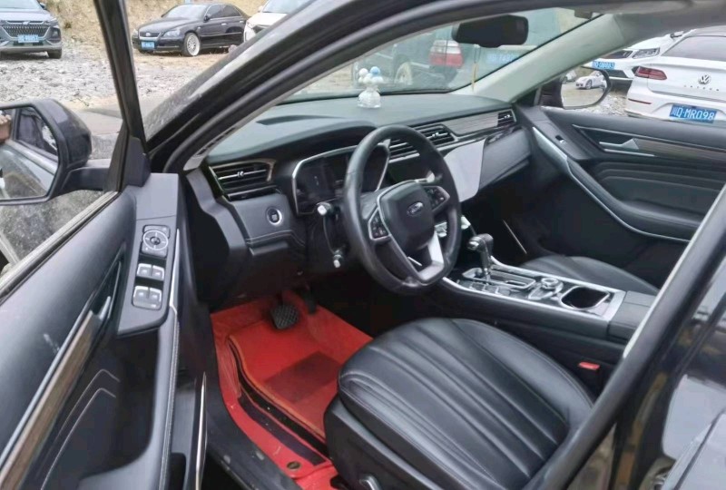 成都21年福特领界3