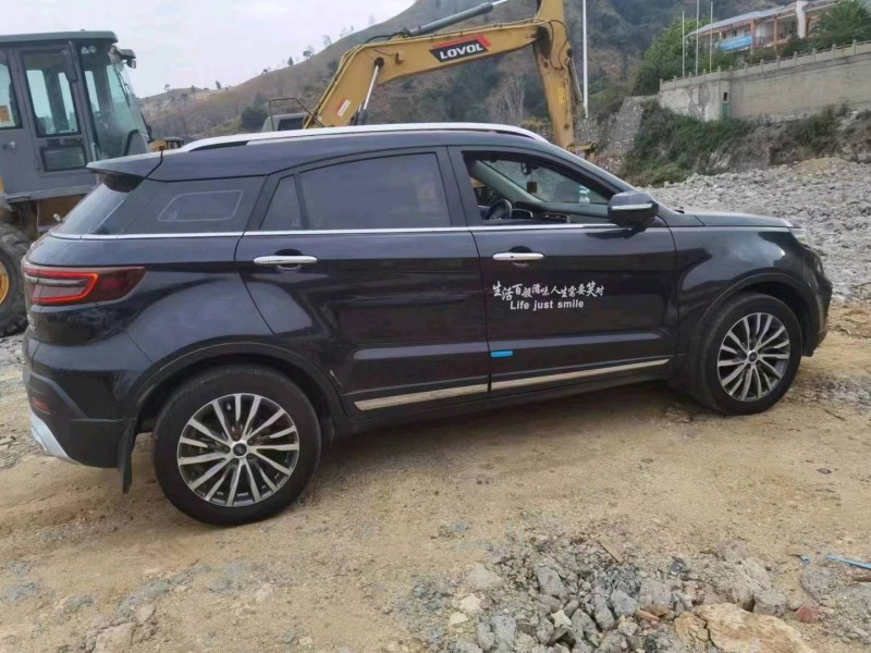 成都21年福特领界5