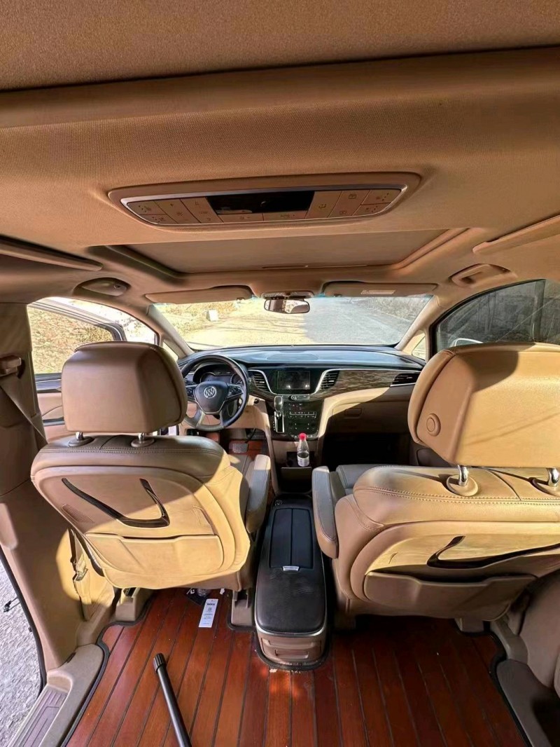 枣庄17年别克GL85