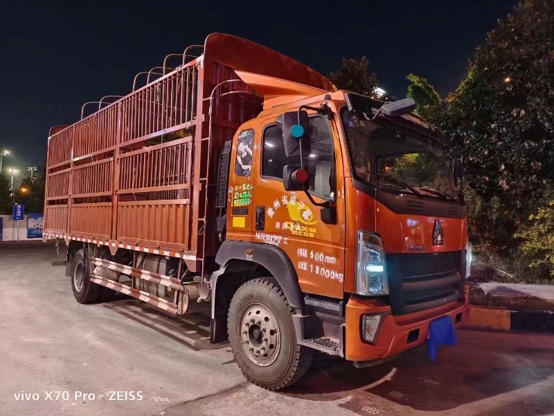 遵義21年卡車系列重汽豪沃2