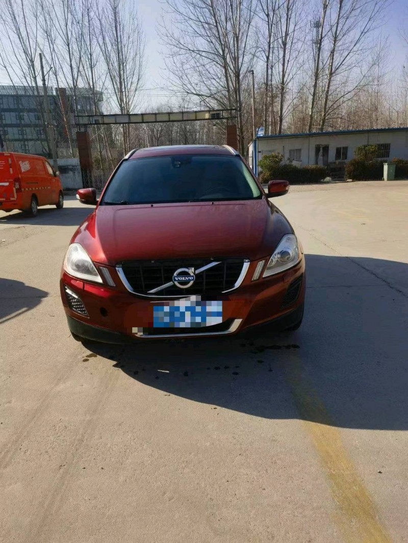 济南11年沃尔沃XC601
