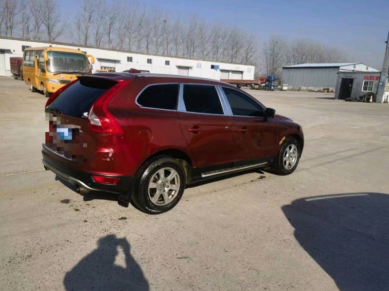 济南11年沃尔沃XC604