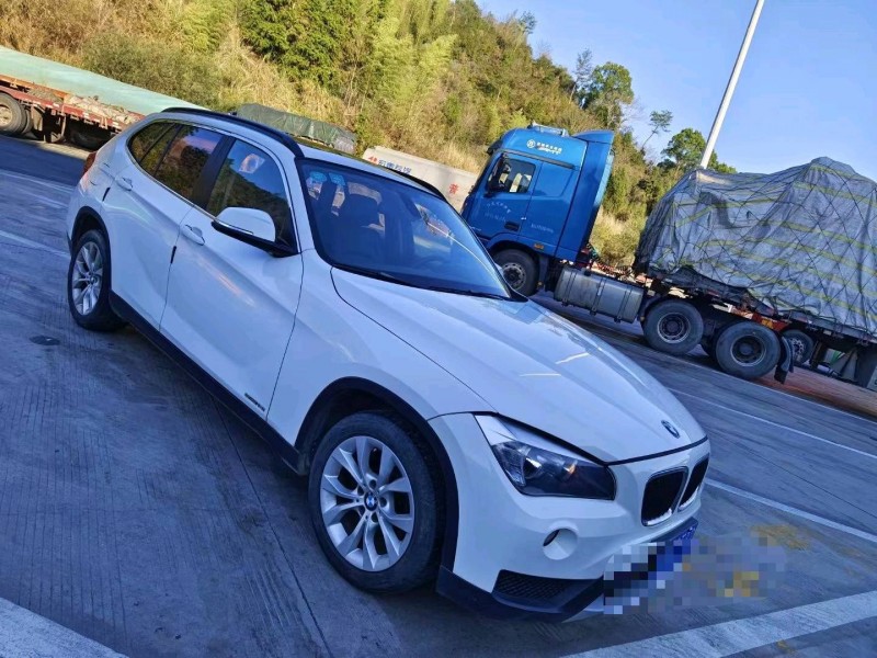 济南13年宝马X13