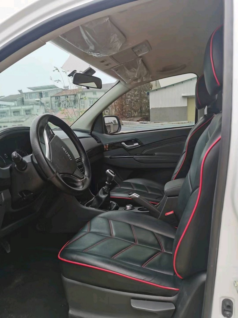 北京21年五十铃皮卡9