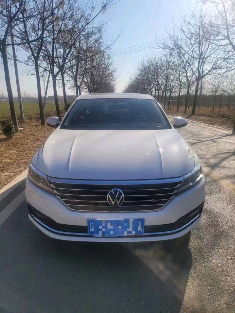 成都22年大众朗逸1