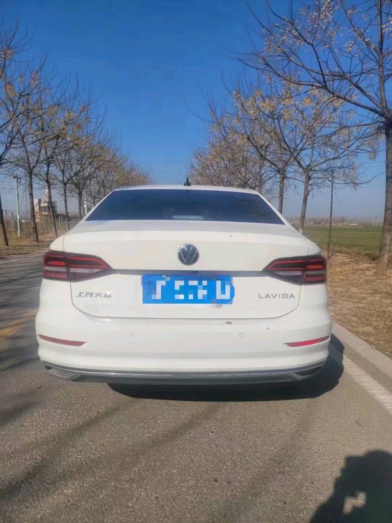 成都22年大众朗逸5