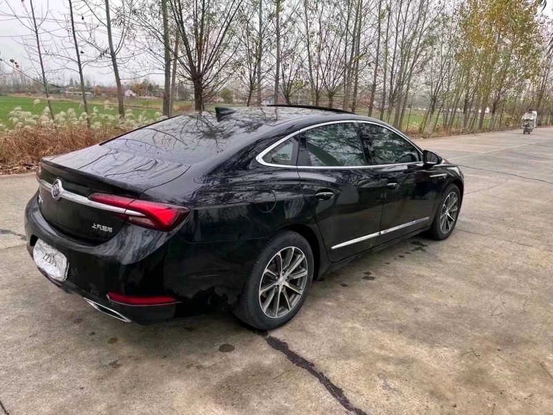 苏州20年别克君越2