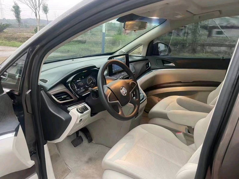 宜春21年别克GL85