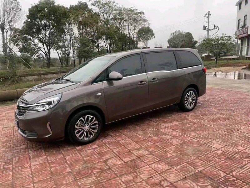 宜春21年别克GL81