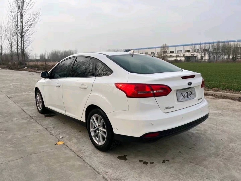 枣庄17年福特福克斯4