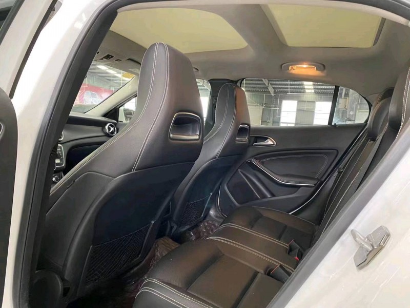 济宁17年奔驰GLA6