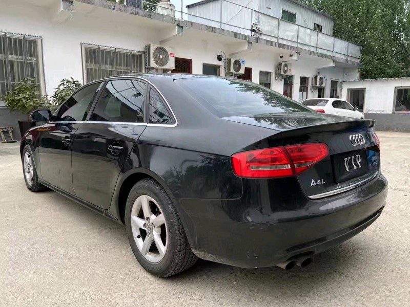 济宁15年奥迪A4L8