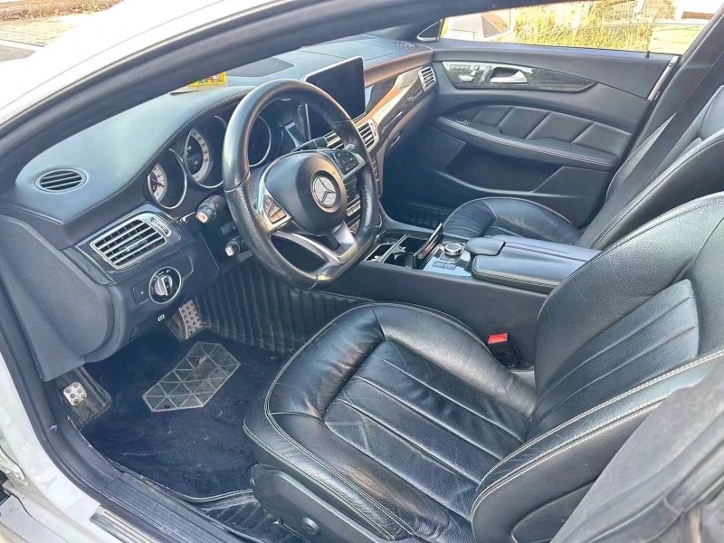 枣庄17年奔驰CLS5