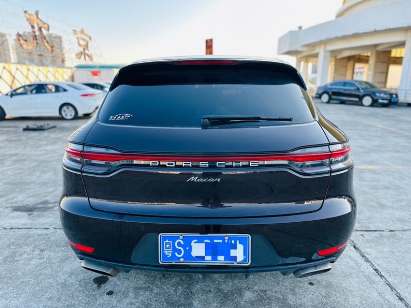 东莞20年保时捷Macan4