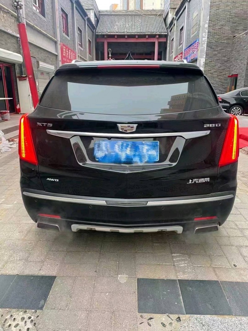 邯郸18年凯迪拉克XT52