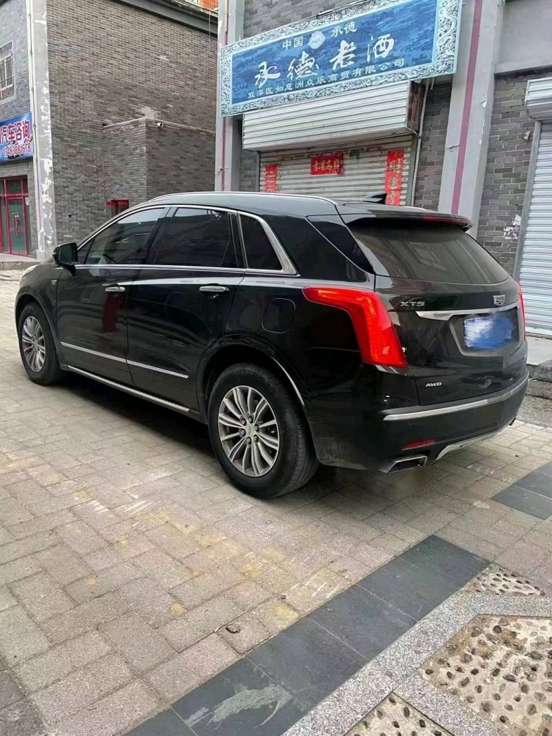 邯郸18年凯迪拉克XT51