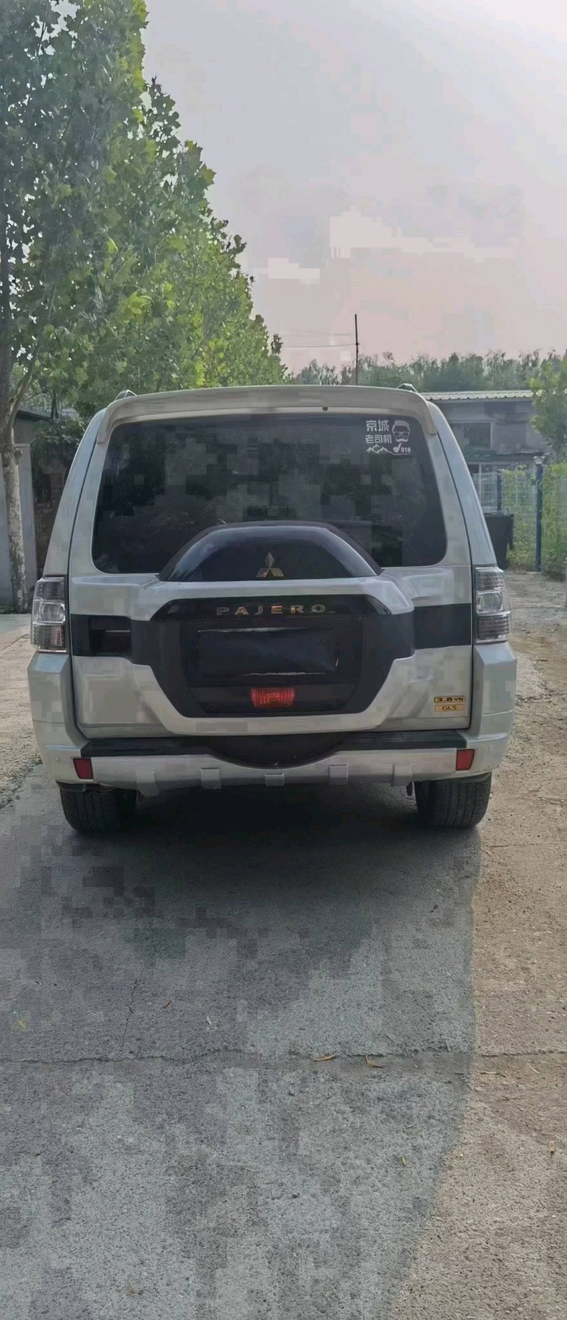 北京19年三菱帕杰罗8