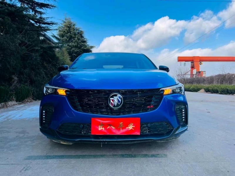 枣庄22年别克威朗9