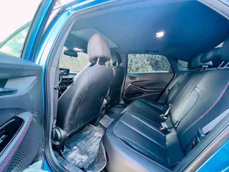 枣庄22年别克威朗6