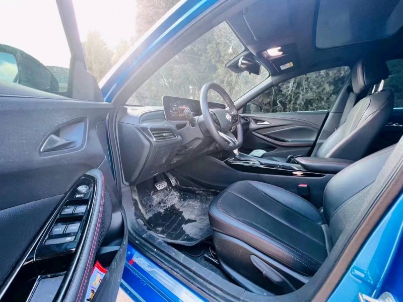 枣庄22年别克威朗4