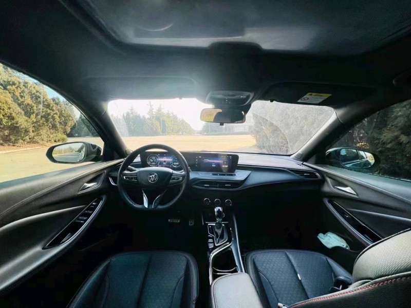 枣庄22年别克威朗2