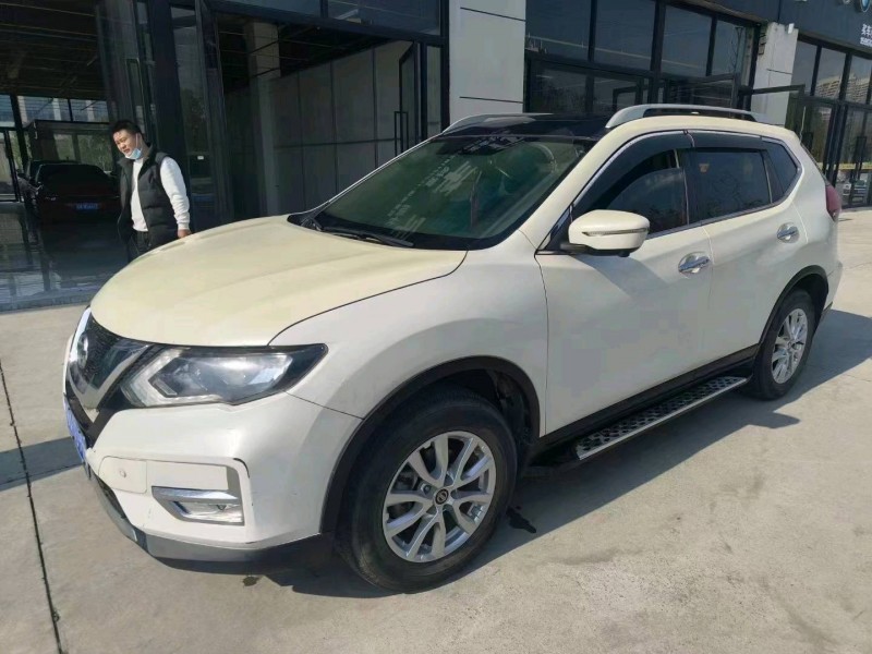 宜昌17年日产奇骏2