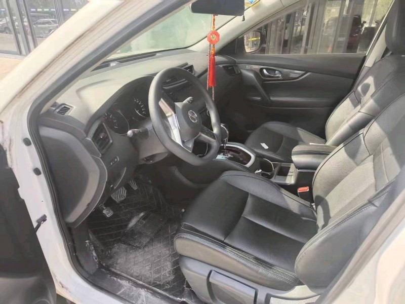 宜昌17年日产奇骏7