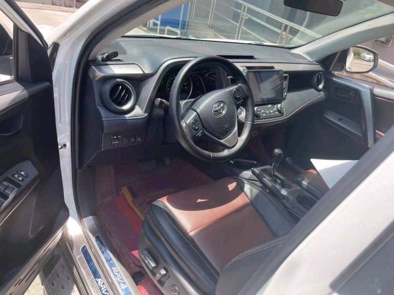 嘉兴18年丰田RAV4荣放5
