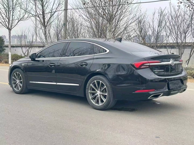 徐州20年别克君越8