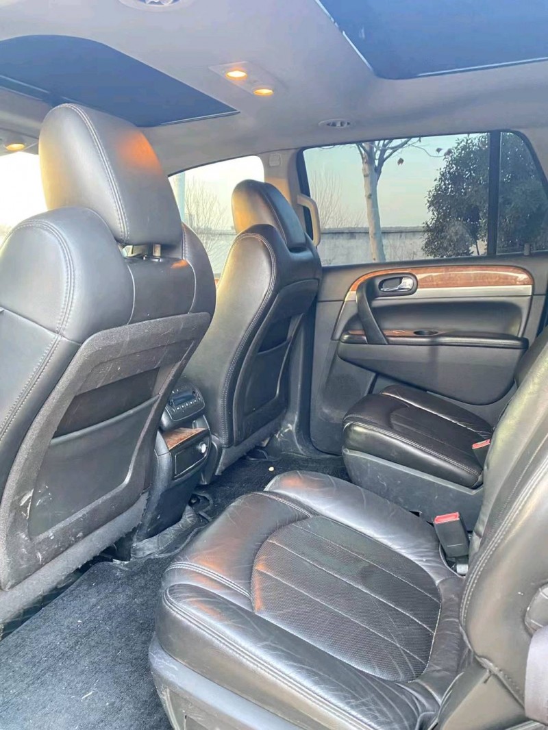 徐州10年别克昂科雷5