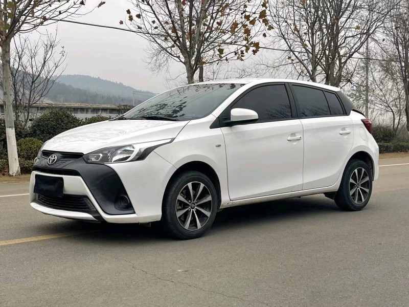 徐州20年丰田YARiS L 致炫6