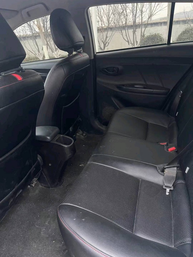 徐州20年丰田YARiS L 致炫4