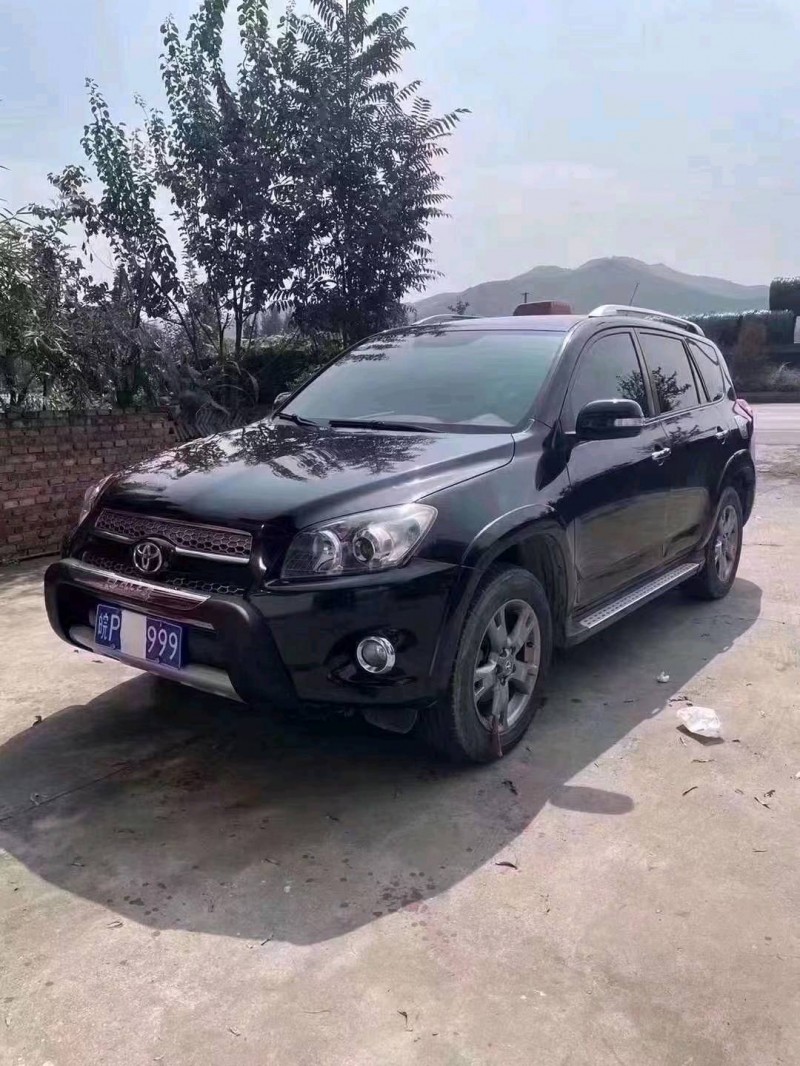邯郸13年丰田RAV42