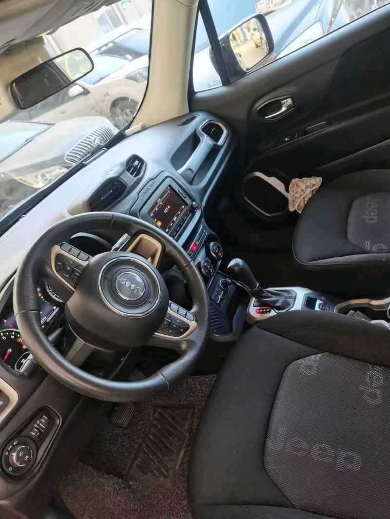 石家庄17年Jeep自由侠3