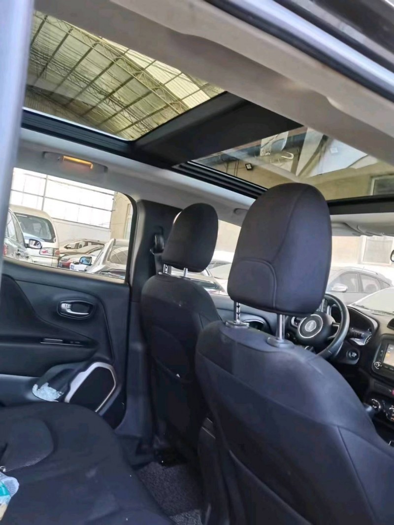 石家庄17年Jeep自由侠4