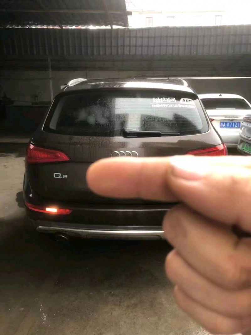 嘉兴17年奥迪Q54